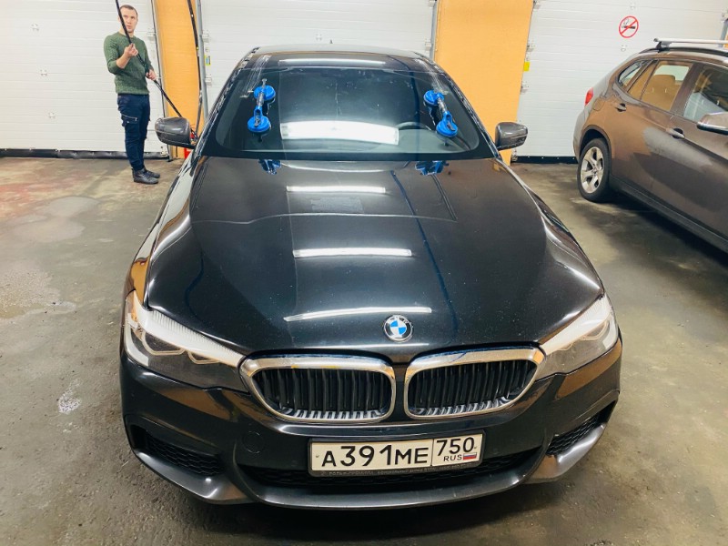 Замена лобового ветрового стекла BMW 5 серии VII (G30/G31)
