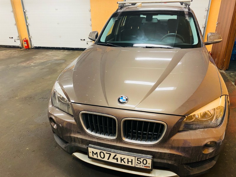 Замена лобовое ветрового стекла BMW X1 (E84)