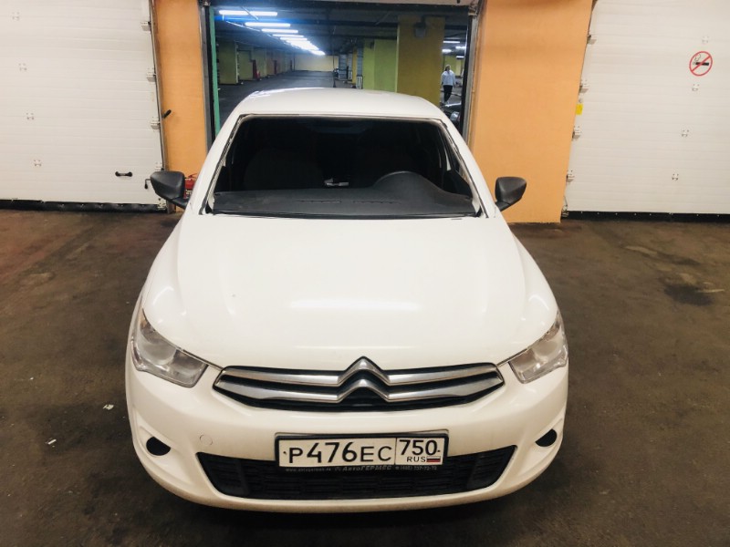 Замена лобового ветрового стекла Citroen c-elysee