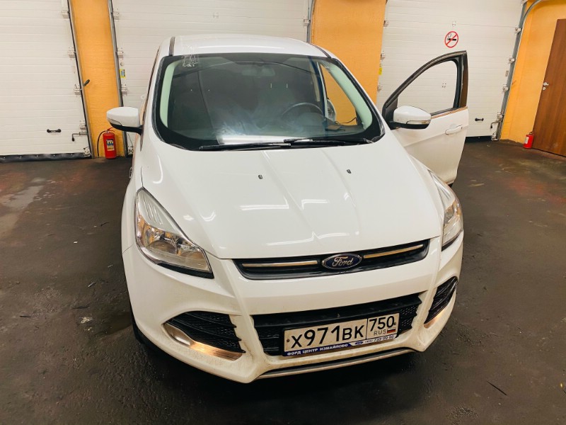 Замена лобового стекла Ford Kuga