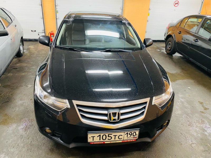 Замена лобового ветрового стекла Honda Accord 8