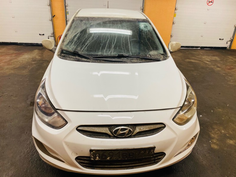Замена лобового стекла Hyundai Solaris I