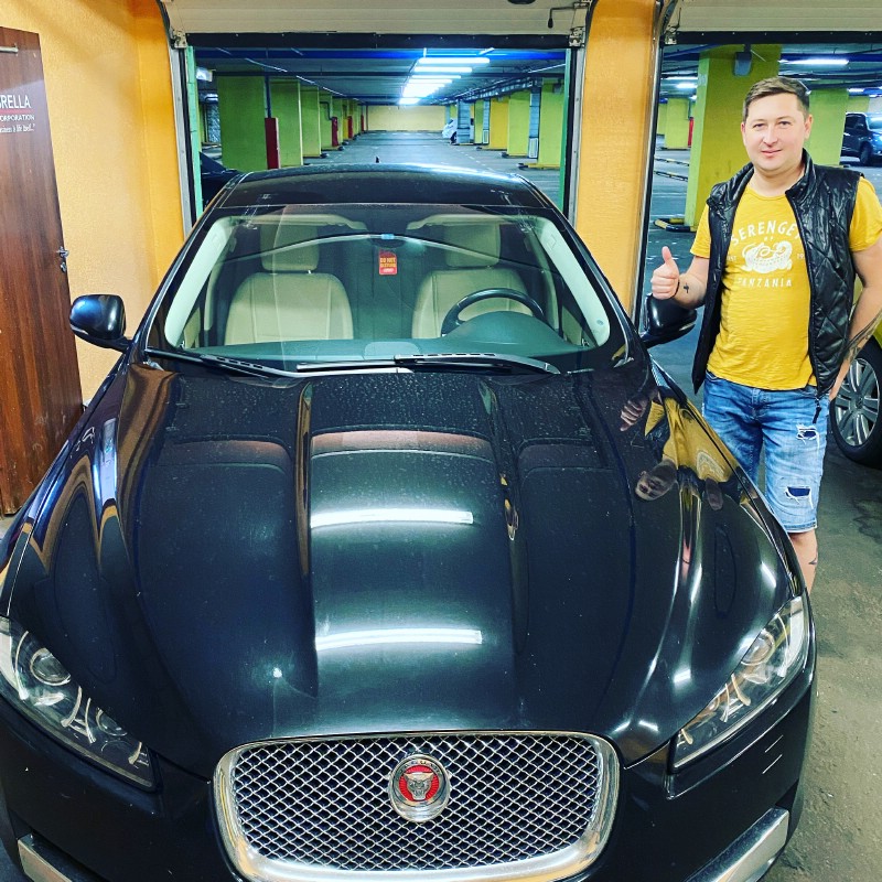 Замена лобового стекла Jaguar XF
