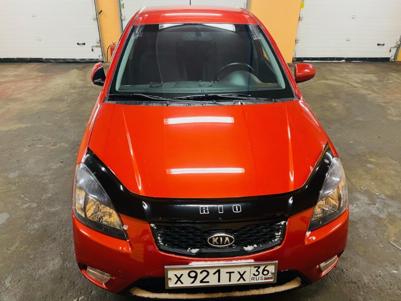 Замена лобового ветрового стекла Kia Rio II
