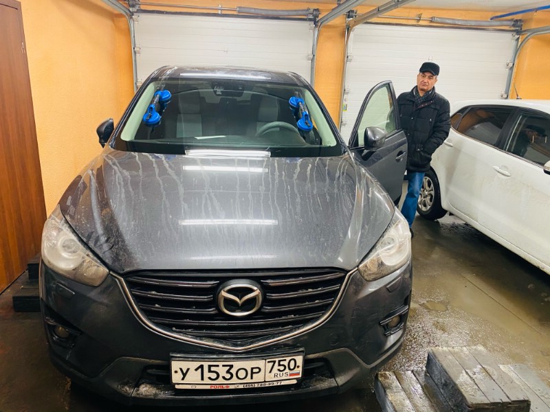 Замена лобового ветрового стекла Mazda CX-5