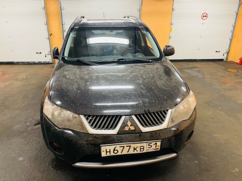 Замена заднего ветрового стекла Mitsubishi Outlander Хl