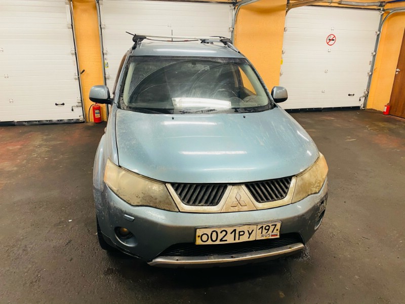 Замена заднего ветрового стекла Mitsubishi Outlander XL