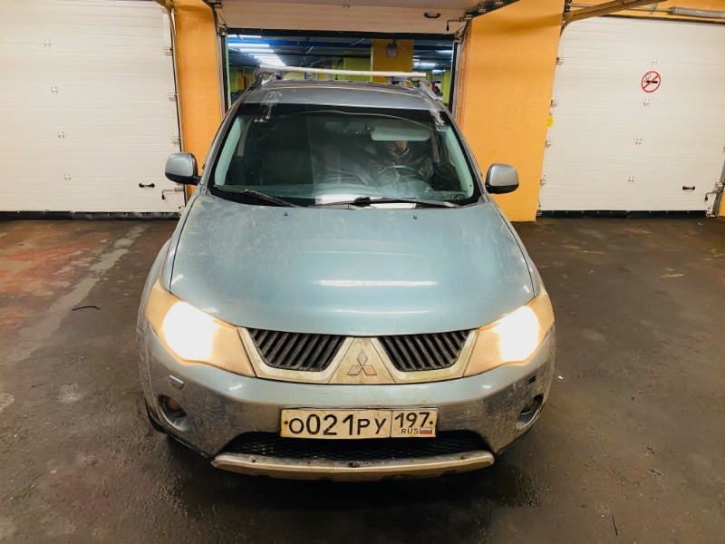 Замена заднего ветрового стекла Mitsubishi Outlander XL