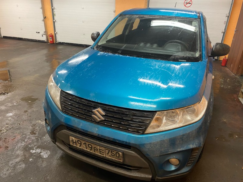 Замена лобового ветрового стекла Suzuki Vitara II