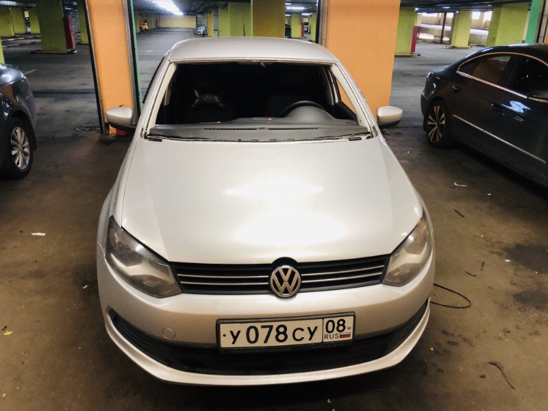 Замена лобового ветрового стекла Volkswagen Polo