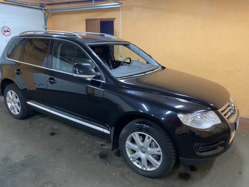 Замена лобового ветрового стекла Volkswagen Touareg I