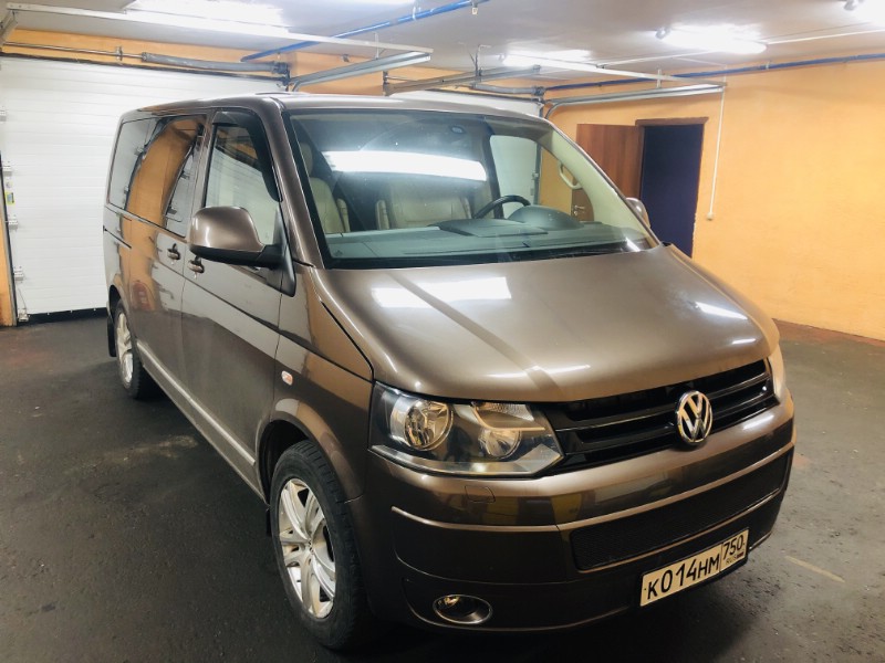 Замена лобового ветрового стекла Volkswagen Transporter