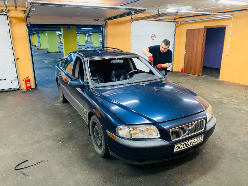 Замена лобового ветрового стекла Volvo S80