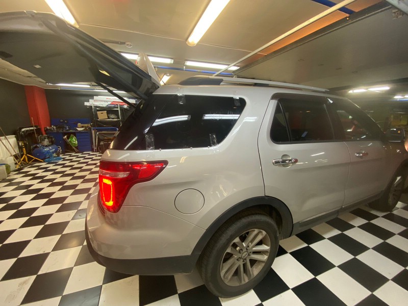 Замена опускного стекла Ford Explorer