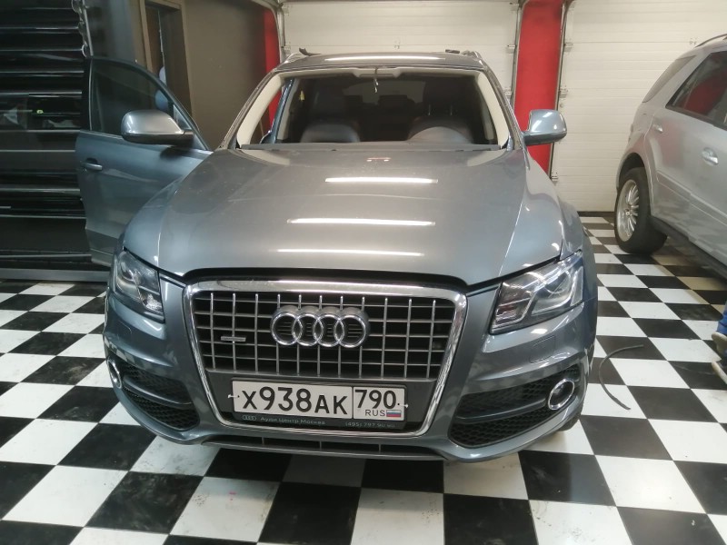 Замена лобового стекла Audi Q5