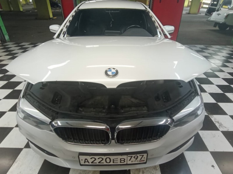 Замена лобового стекла BMW 5 Series