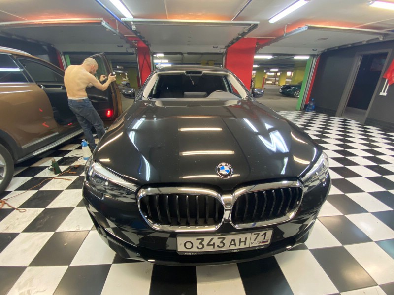 Замена лобового стекла BMW Series-5
