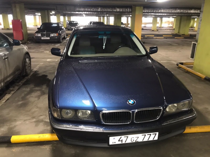 Замена лобового стекла BMW 7-Series