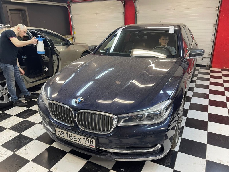 Замена лобового стекла BMW 7-Series