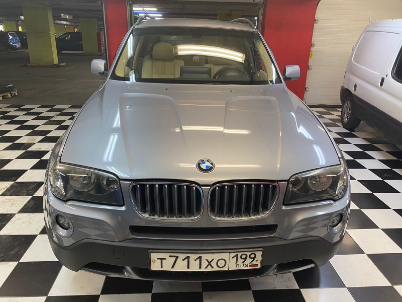 Замена лобового стекла BMW X1