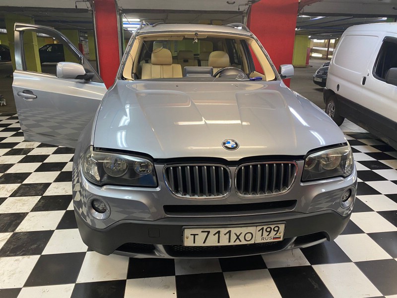 Замена лобового стекла BMW X1