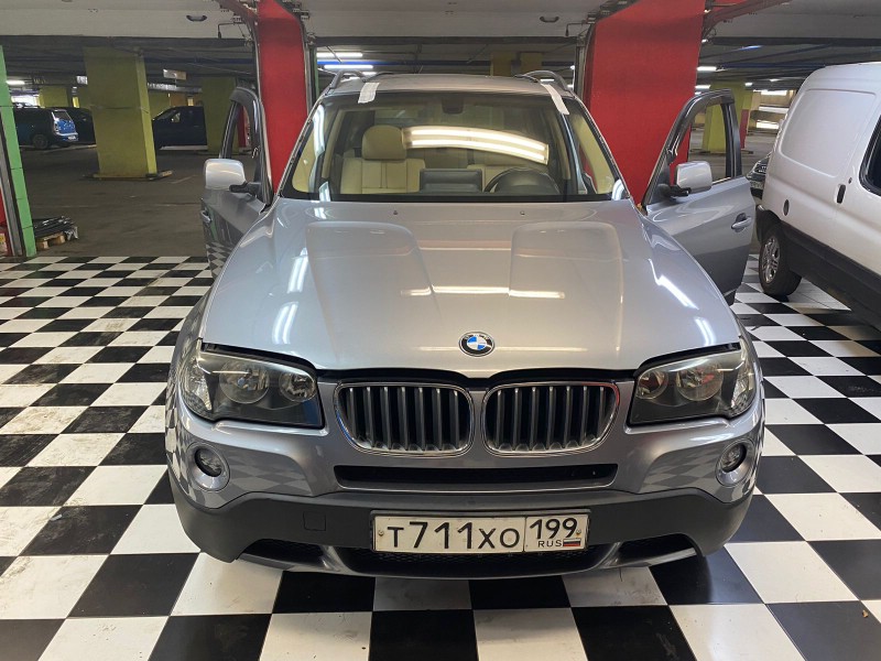 Замена лобового стекла BMW X1