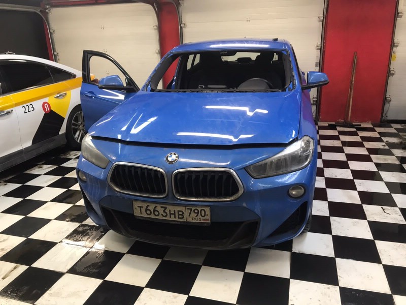 Замена лобового стекла BMW X2