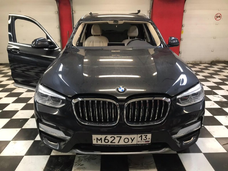 Замена лобового стекла BMW X5
