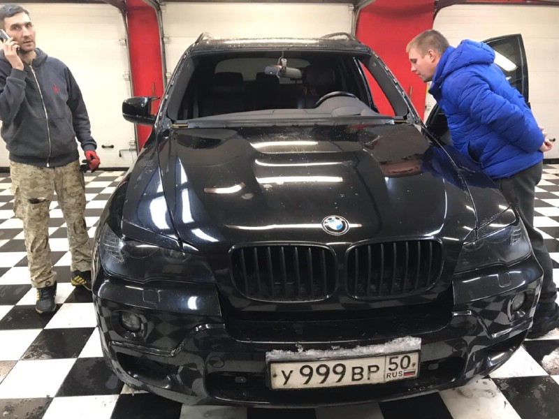 Замена лобового стекла BMW X6