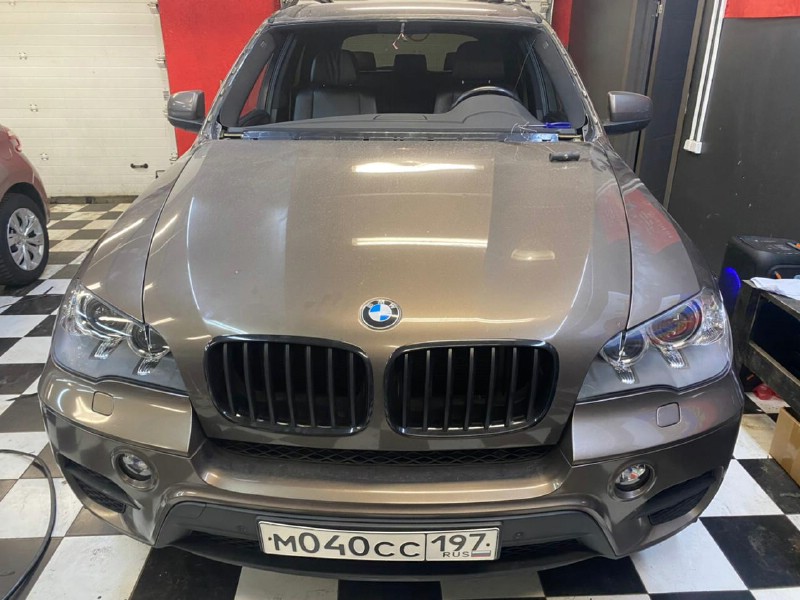 Замена лобового стекла BMW X6