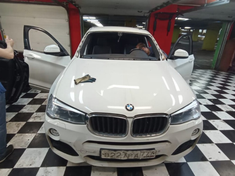 Замена лобового стекла BMW X6