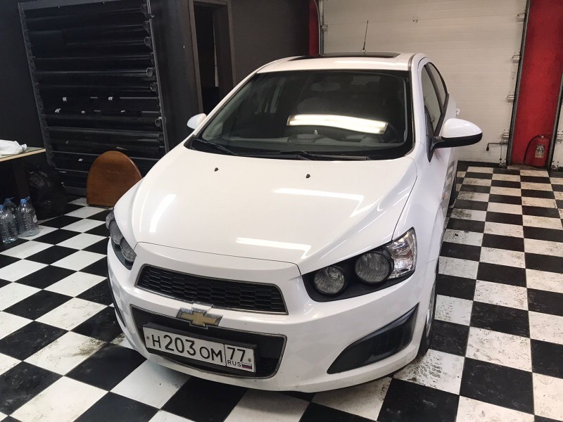 Замена лобового стекла Chevrolet Aveo