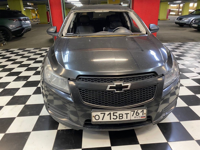 Замена лобового стекла Chevrolet Cruze