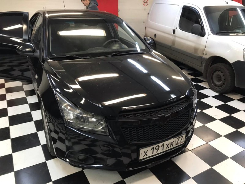 Замена лобового стекла Chevrolet Cruze