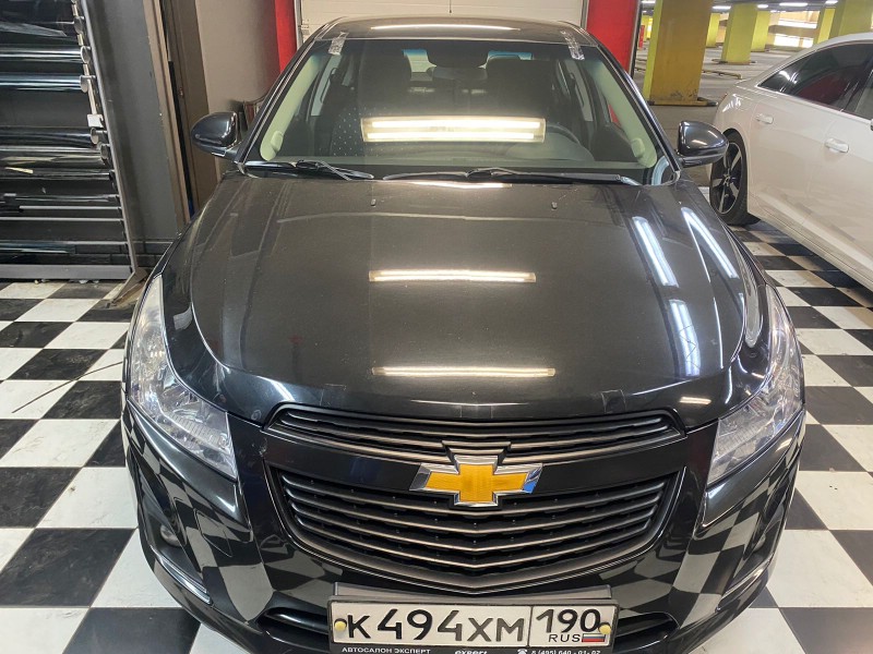 Замена лобового стекла Chevrolet Cruze