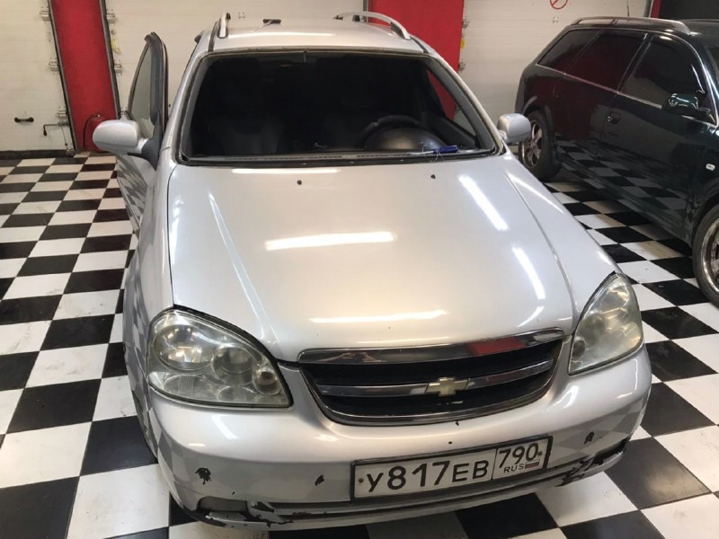 Замена лобового стекла Chevrolet Laccetti