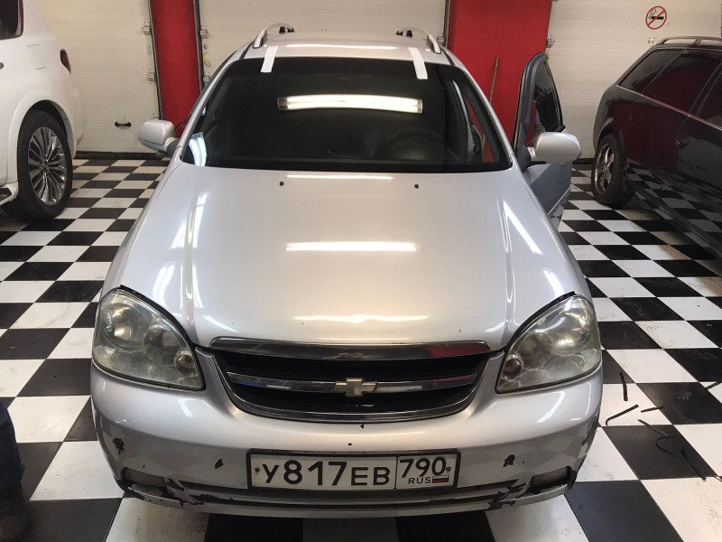Замена лобового стекла Chevrolet Laccetti