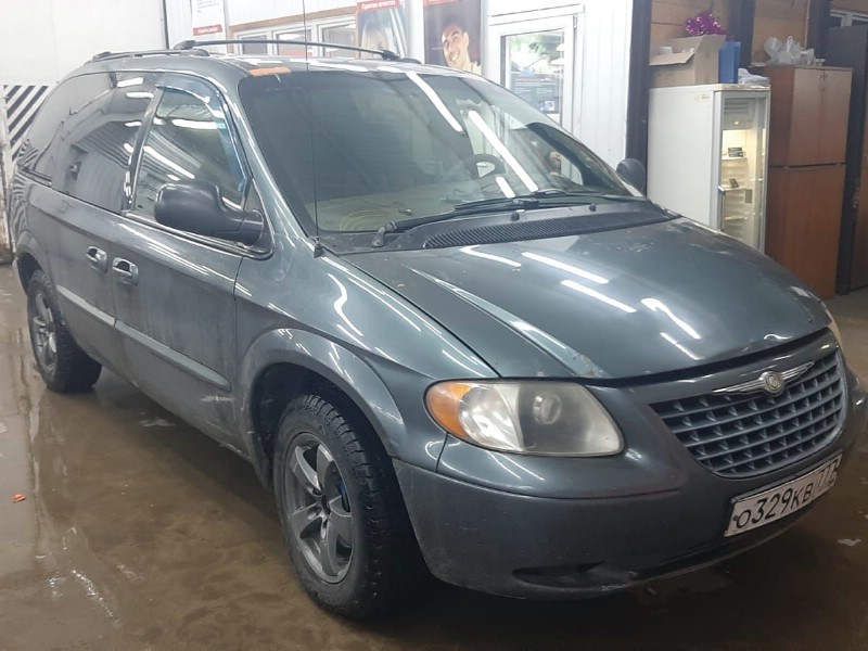 Замена лобового стекла Chrysler Grand Voyager