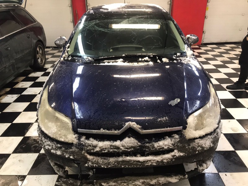Замена лобового стекла Citroen C4