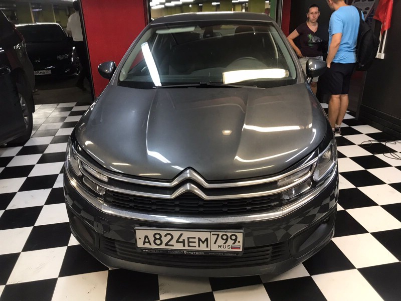 Замена лобового стекла Citroen C4