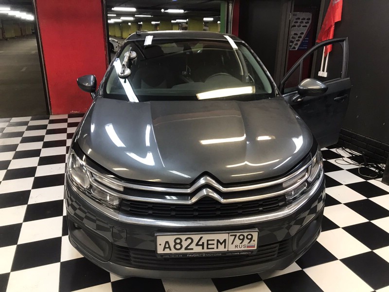 Замена лобового стекла Citroen C4