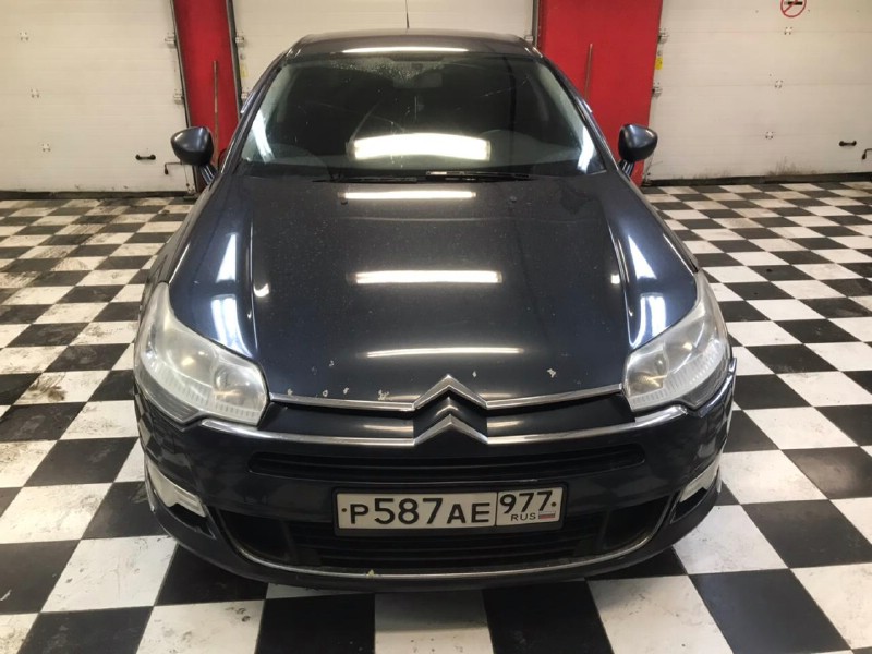Замена лобового стекла Citroen C5
