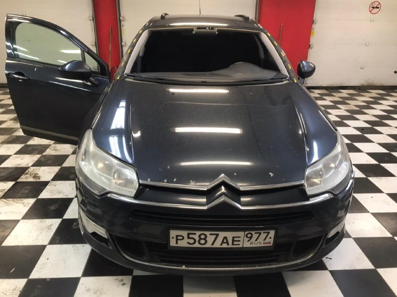 Замена лобового стекла Citroen C5