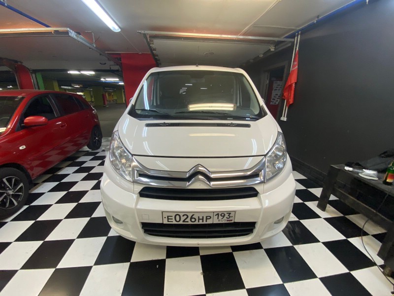 Замена лобового стекла Citroen Jumpy