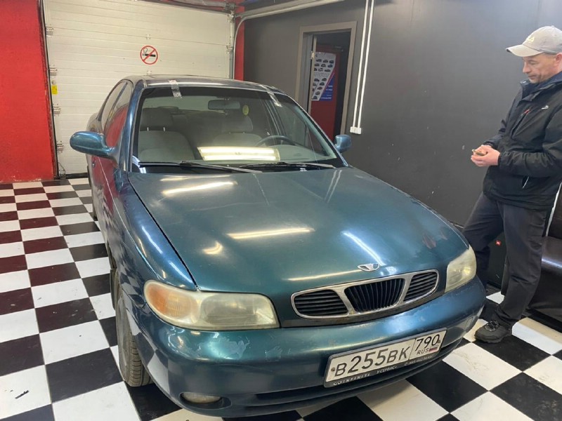 Замена лобового стекла Daewoo Nubira