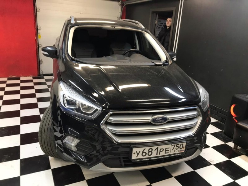 Замена лобового стекла Ford Ecosport