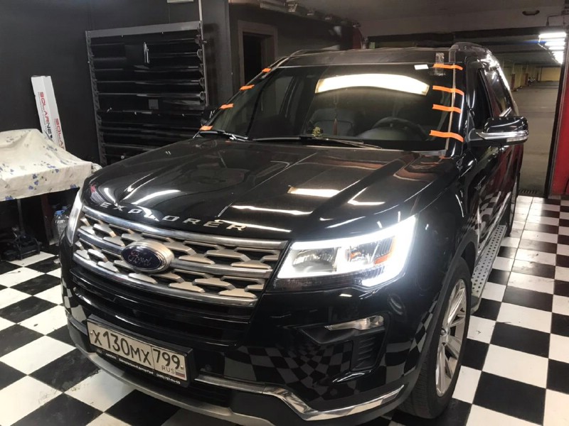 Замена лобового стекла Ford Explorer