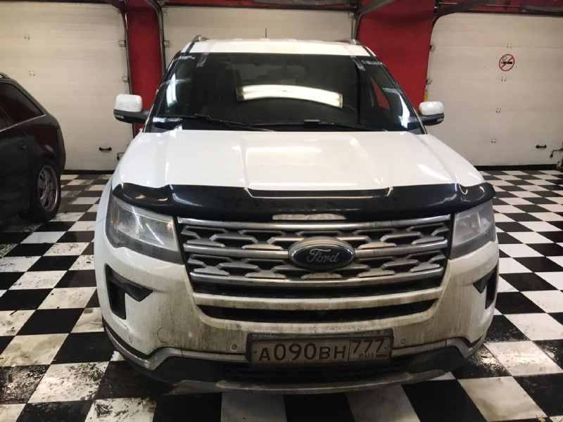 Замена лобового стекла Ford Explorer