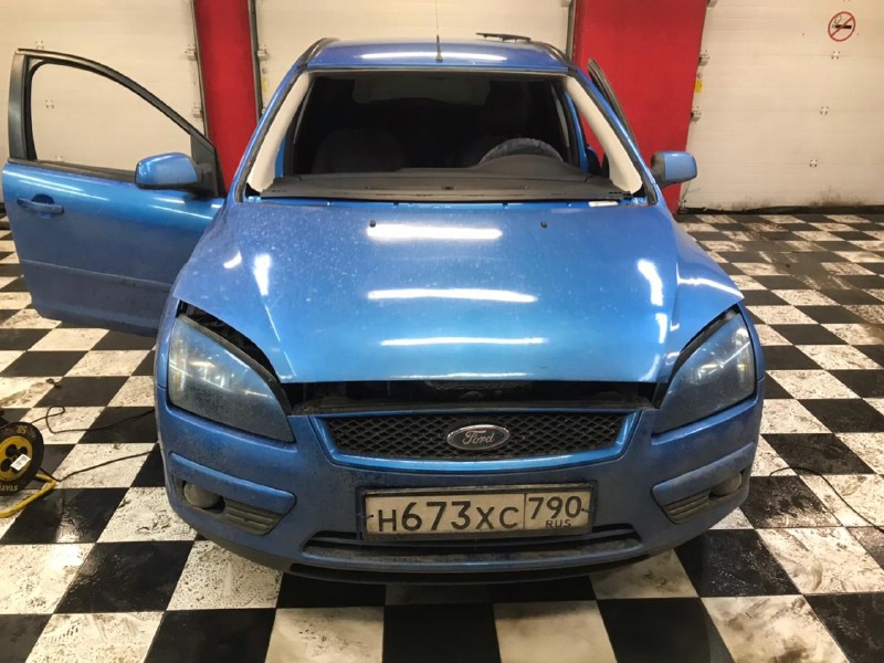 Замена лобового стекла Ford Focus 2