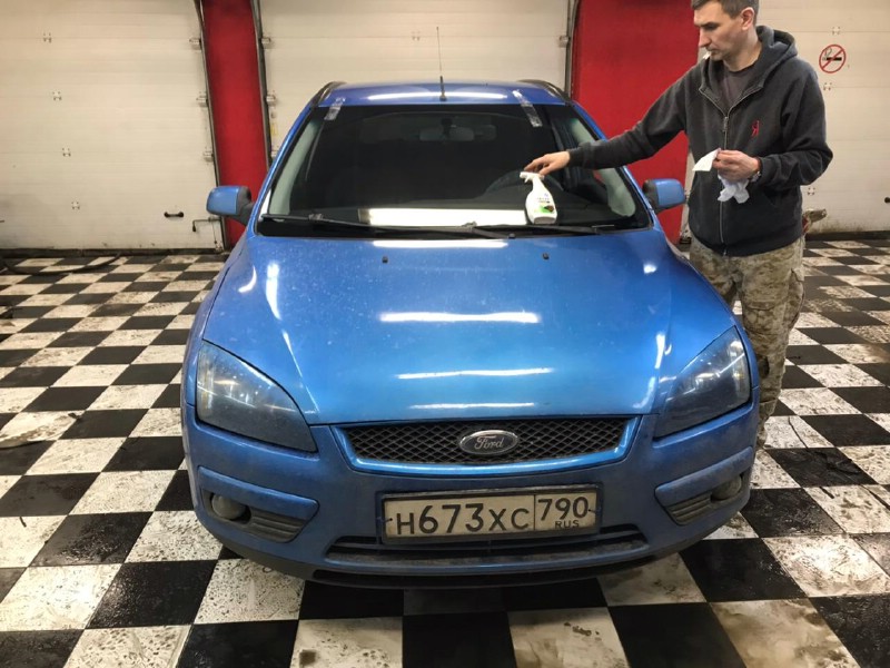 Замена лобового стекла Ford Focus 2